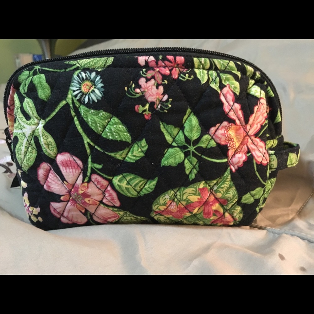 Vera Bradley makeup bag 💄